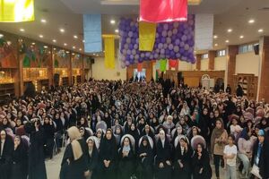 حضور یک هزار دختر ایرانی در افتتاحیه باشگاه اجتماعی دختیژن