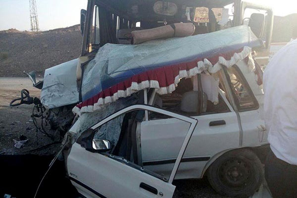 تصادف مینی بوس و پراید