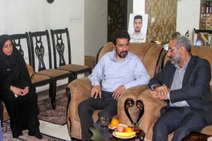 پیشرفت و تعالی کشور درگرو ترویج فرهنگ ایثار و شهادت است