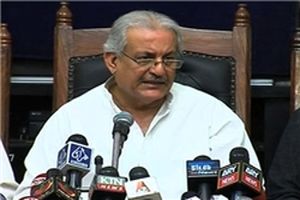 روابط پاکستان با آمریکا باید بازنگری شود