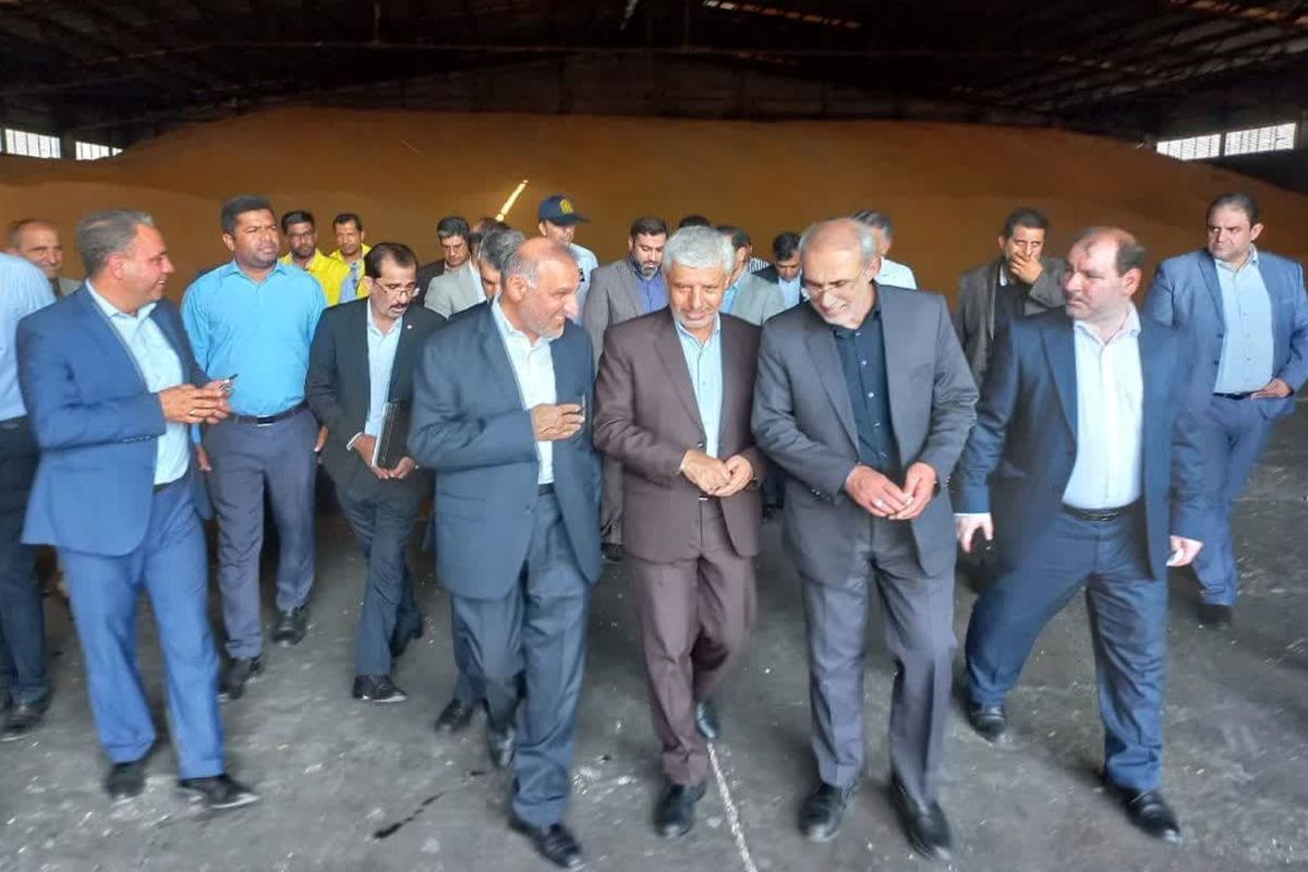 بازدید از انبار شهید رجایی