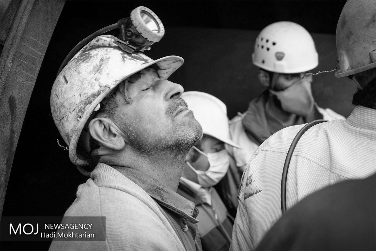 امداد رسانی به معدنچیان یورت در استان گلستان ادامه دارد