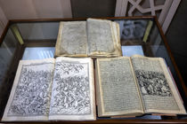 رونمایی از سه کتاب چاپ سنگی ویژه عاشورا در کتابخانه آستان قدس رضوی