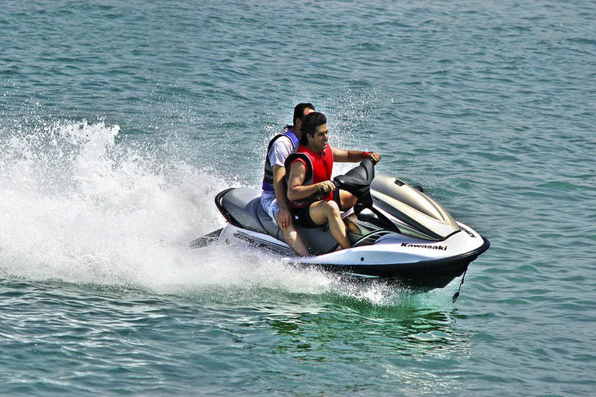 جت اسکی در دریای مازندران 
