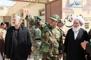 امروز هوشیاری نظامیان کشور موجب اقتدار کشور شده است