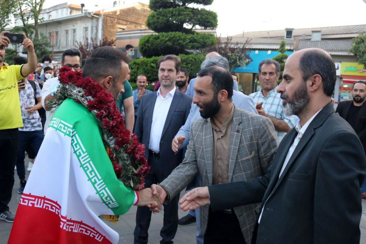 مردی که 17 سال نخوابید