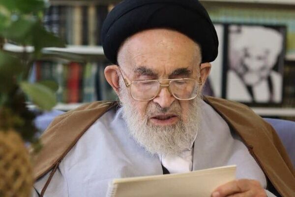 آیت‌الله سید علی‌محمد دستغیب به رئیس‌جمهور اسبق تسلیت گفت