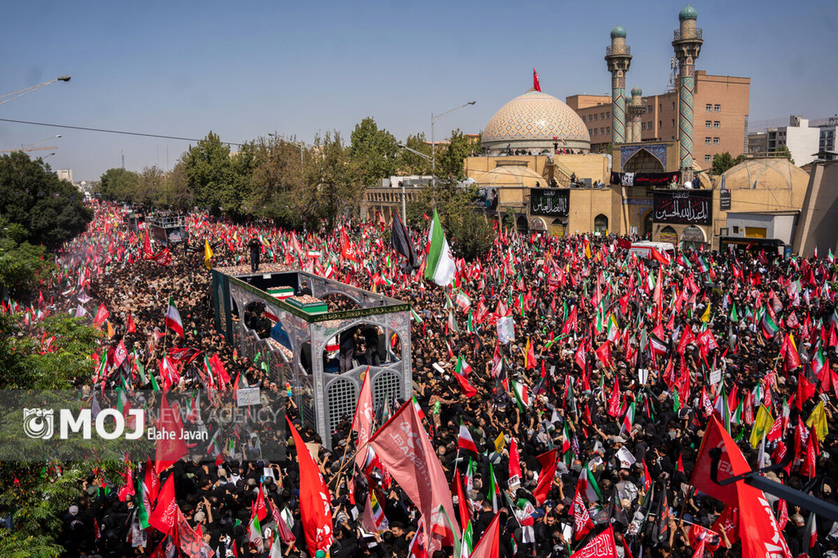 مراسم تشییع پیکر مطهر رهبر شهید انقلاب در تهران