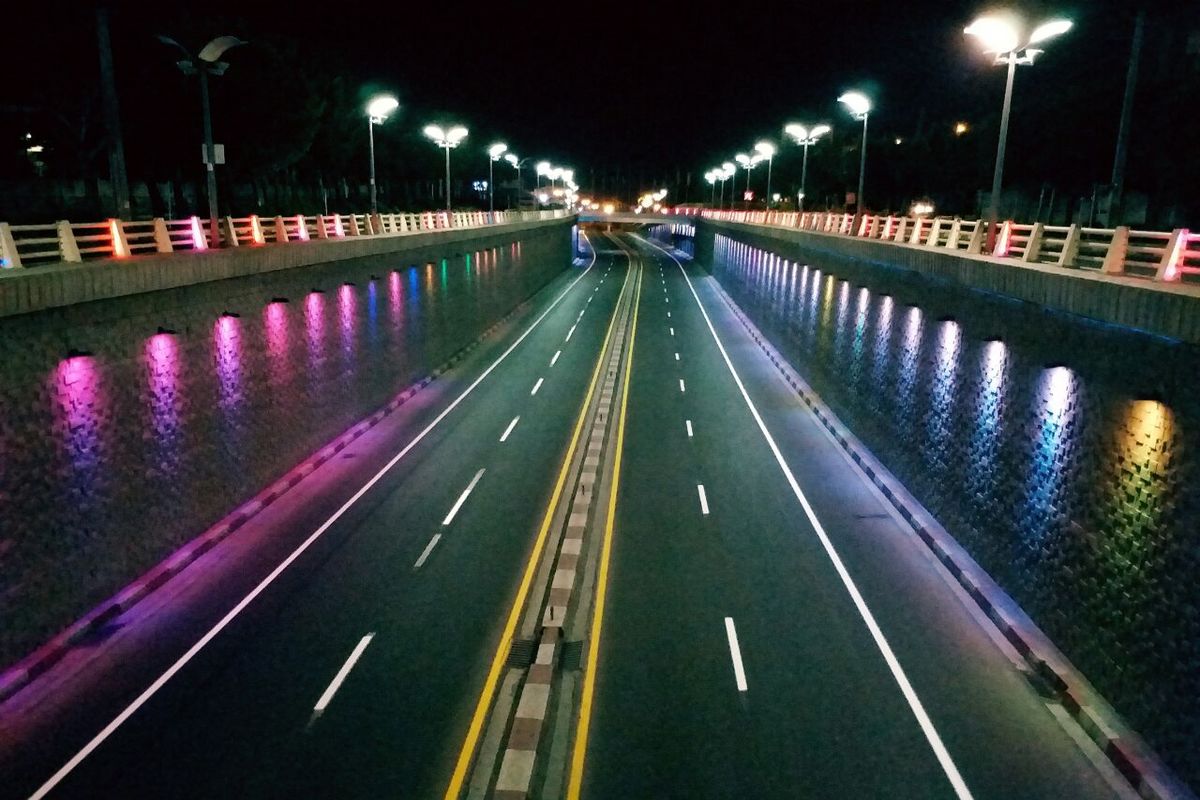 خط کشی خیابانها و سرعت کاه های سنندج