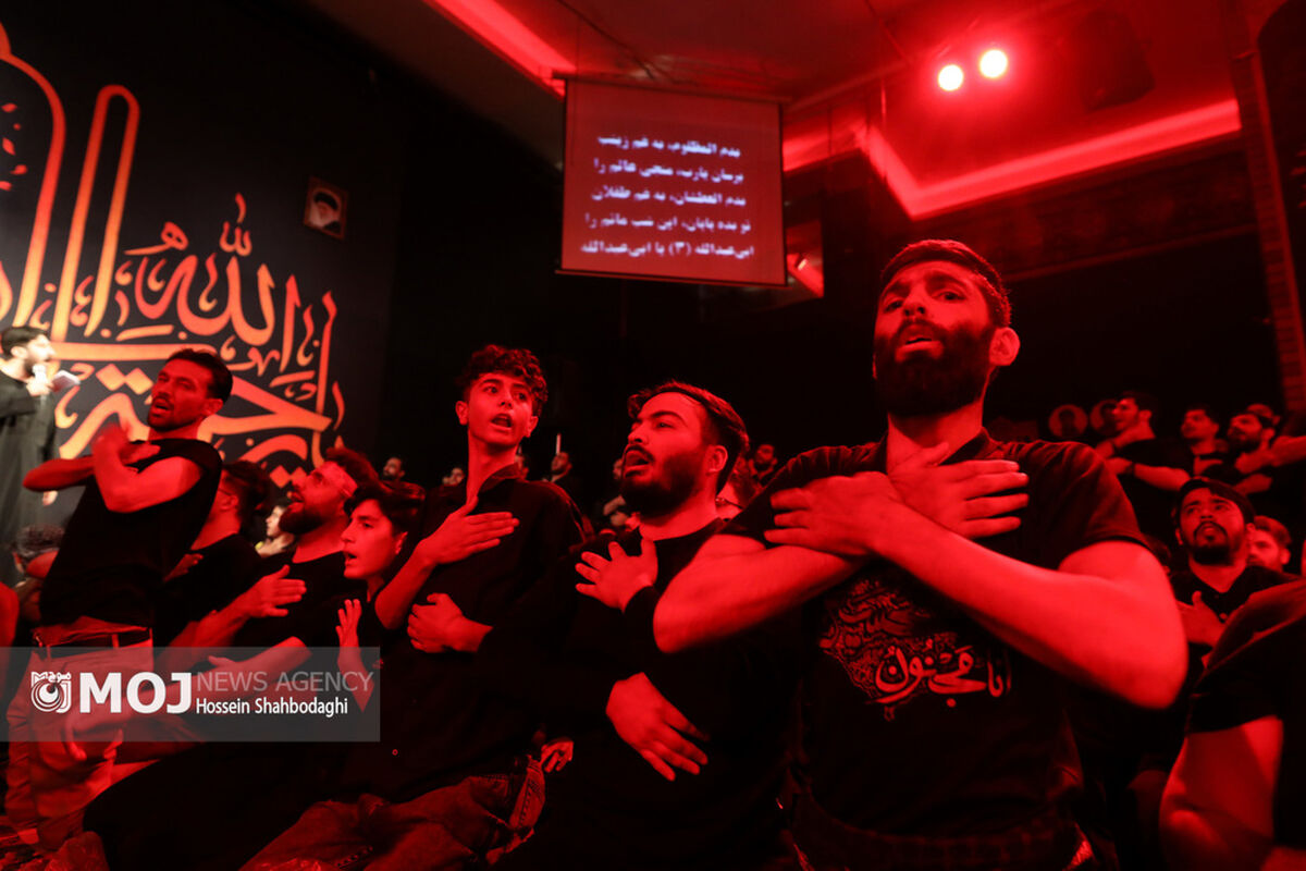 شب هشتم ماه محرم در هیئت فاطمیون قم
