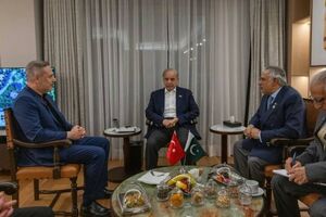 فیدان و نخست وزیر پاکستان دیدار کردند