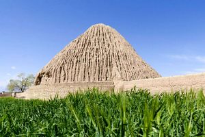 24 اثر تاریخی شهرستان اردستان در انتظار ثبت ملی