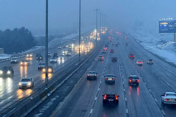 آخرین وضعیت محورهای مواصلاتی کشور/ بارش پراکنده برف و باران در ۹ استان