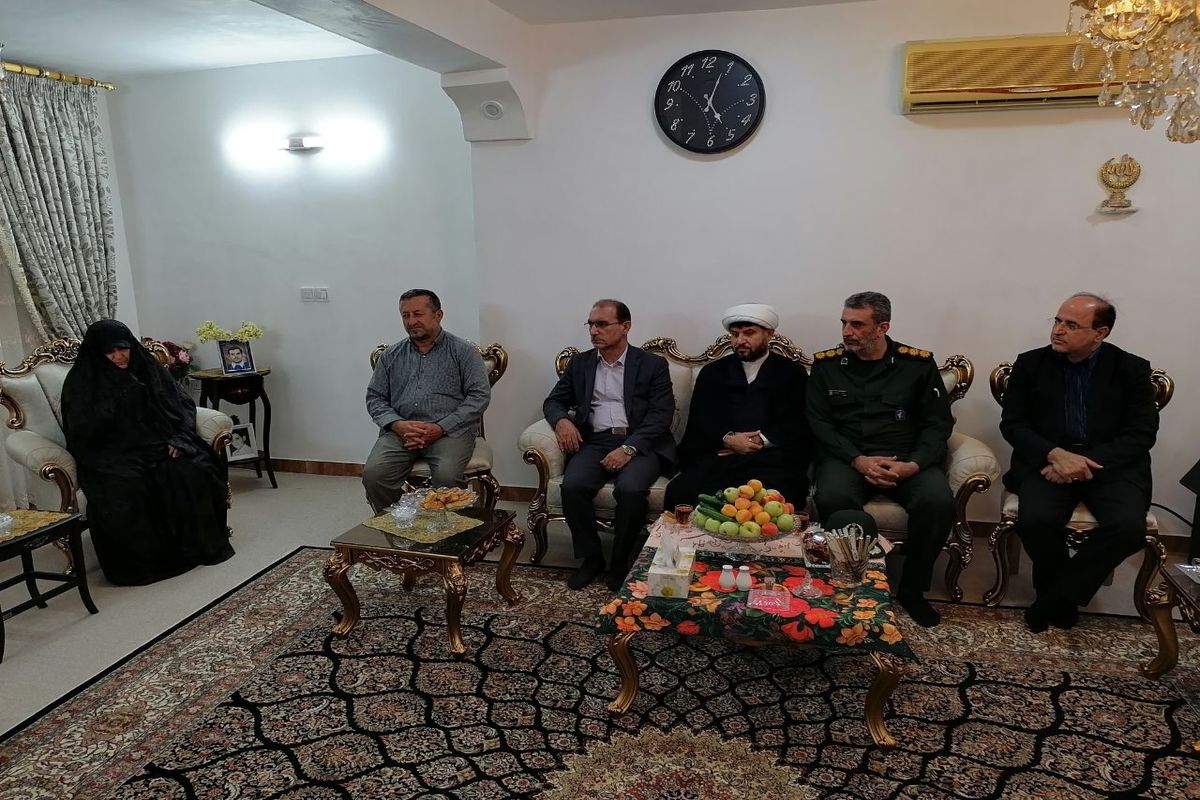 مدرک تحصیلی شهید عشوری 