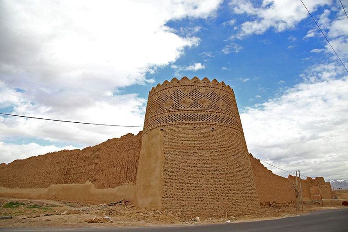 قلعه تاریخی دولت آباد قم