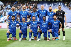 ذوب‌آهن و استقلال محکوم شدند