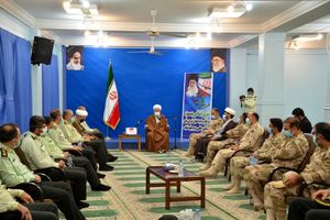 نیروی انتظامی در خط مقدم امنیت جامعه است