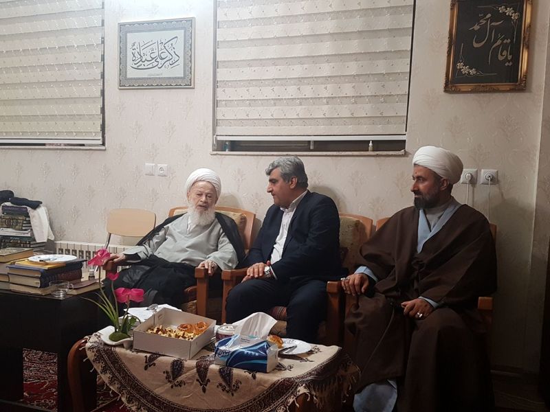 دیدار استاندار گیلان با برخی از علمای گیلانی در شهر مقدس قم