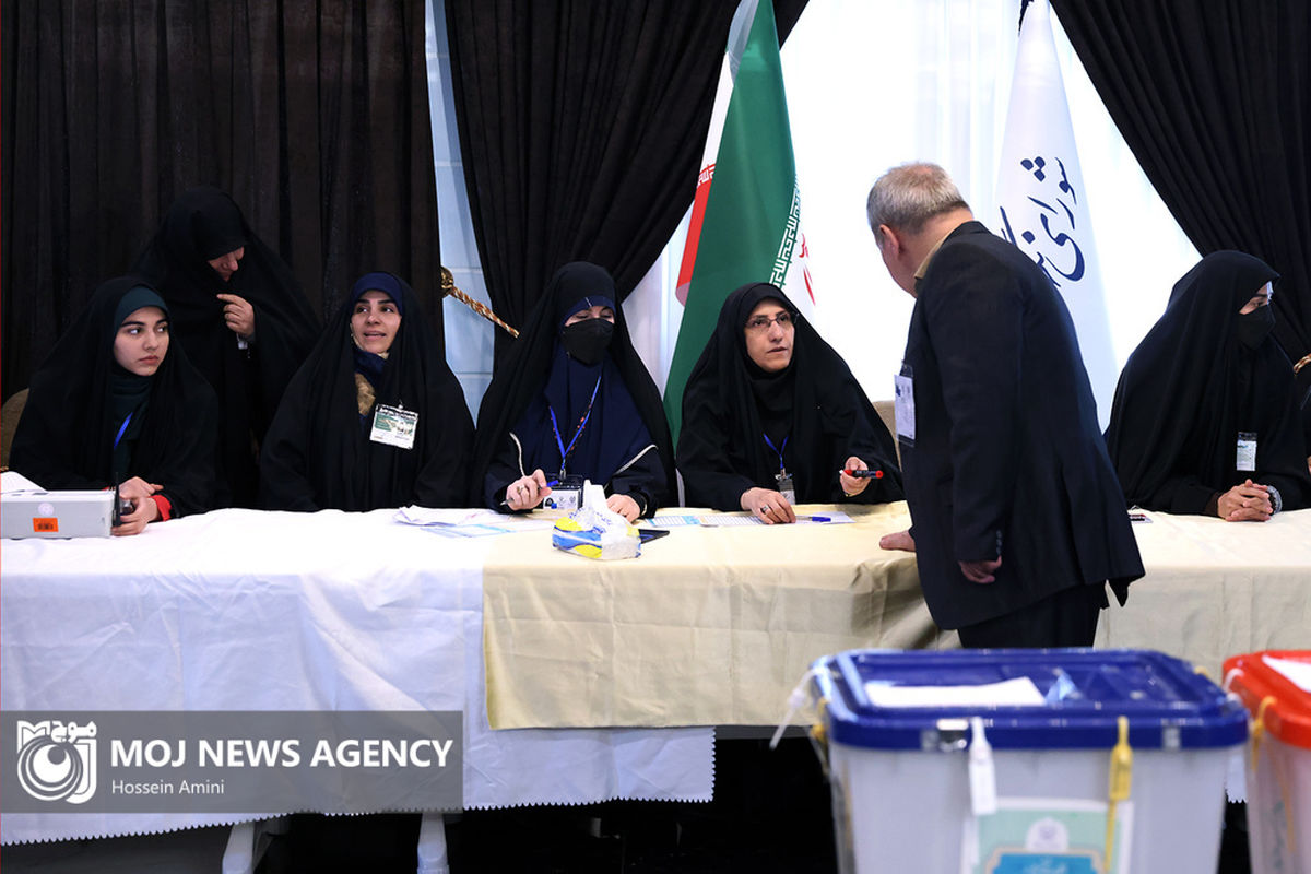 شرکت رهبر انقلاب در انتخابات ۱۴۰۲