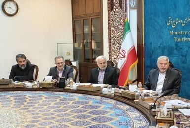 وزیر میراث فرهنگی بر توسعه نمایشگاه‌های بین‌المللی گردشگری تاکید کرد