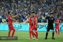 نتیجه بازی تراکتورسازی و صنعت نفت آبادان/تراکتور سایه به سایه پشت پرسپولیس