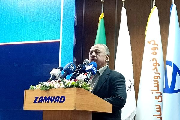 توزیع هزار دستگاه کامیونت کمپرسی نیسان به شهرداری‌ها و دهیاری‌ها آغاز شد