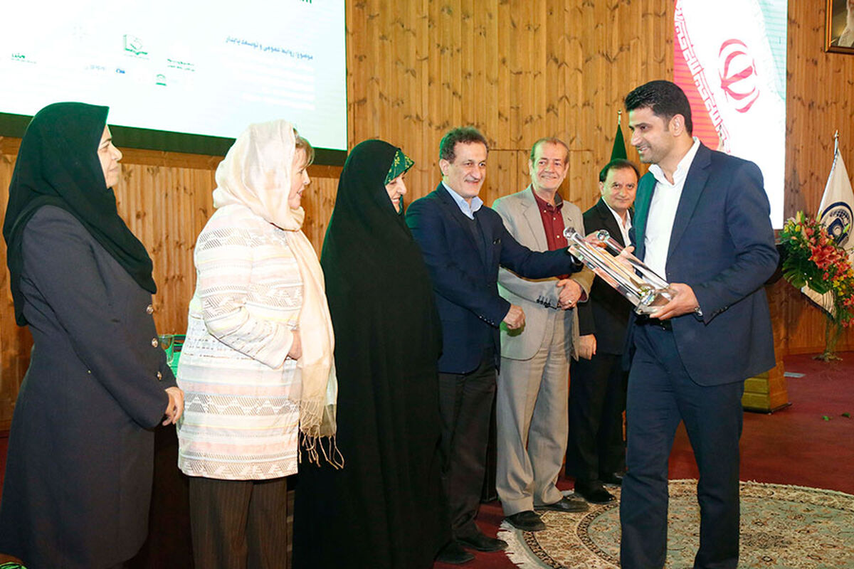 مدیر روابط عمومی بانک دی