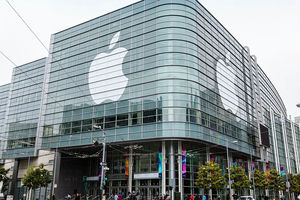  سهام «اپل» پس از تهدید تعرفه‌ای ترامپ ریزش کرد