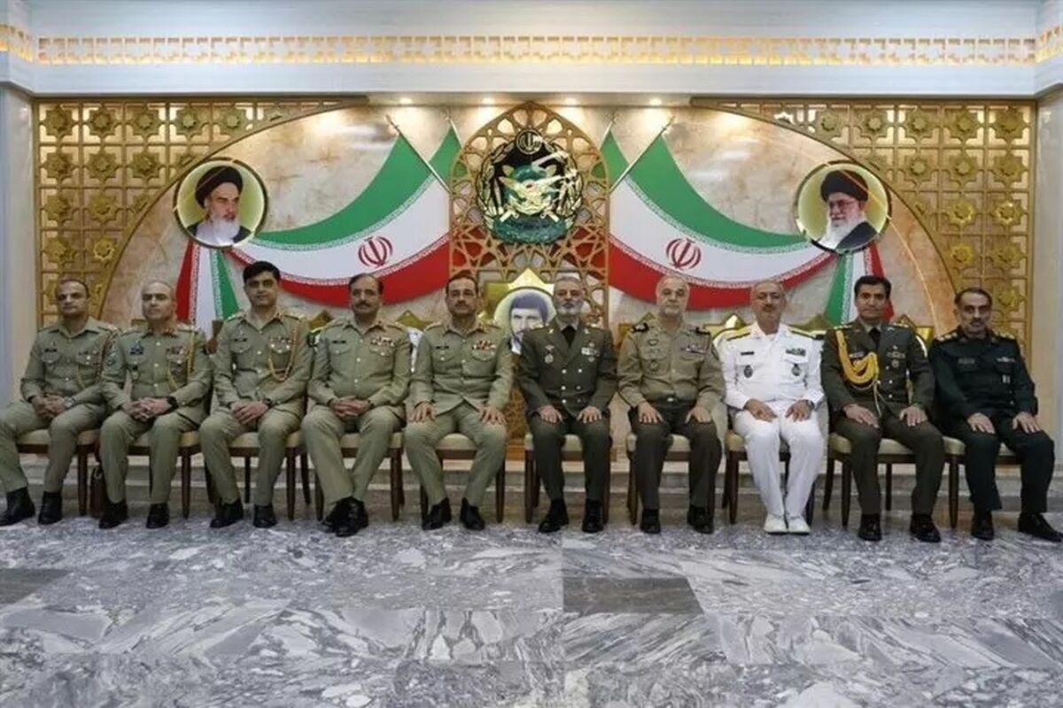 سرلشکر موسوی با فرمانده ارتش پاکستان دیدار کرد