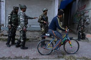 Firing across Kashmir border left 9 killed