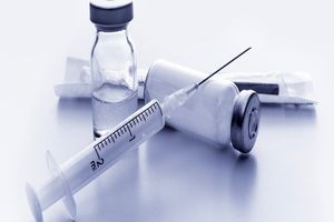 ایرانی‌ها ۲۵ درصد بالاتر از سقف مجاز دارو تزریق می‌کنند