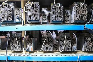 ۳۱۶ دستگاه ماینر غیرمجاز در اهواز کشف شد