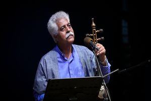 فرج علیپور در کرج به روی صحنه می‌رود