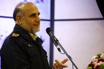 باید شان و کرامت مردم و کسانی که به پلیس مراجعه می کنند حفظ شود