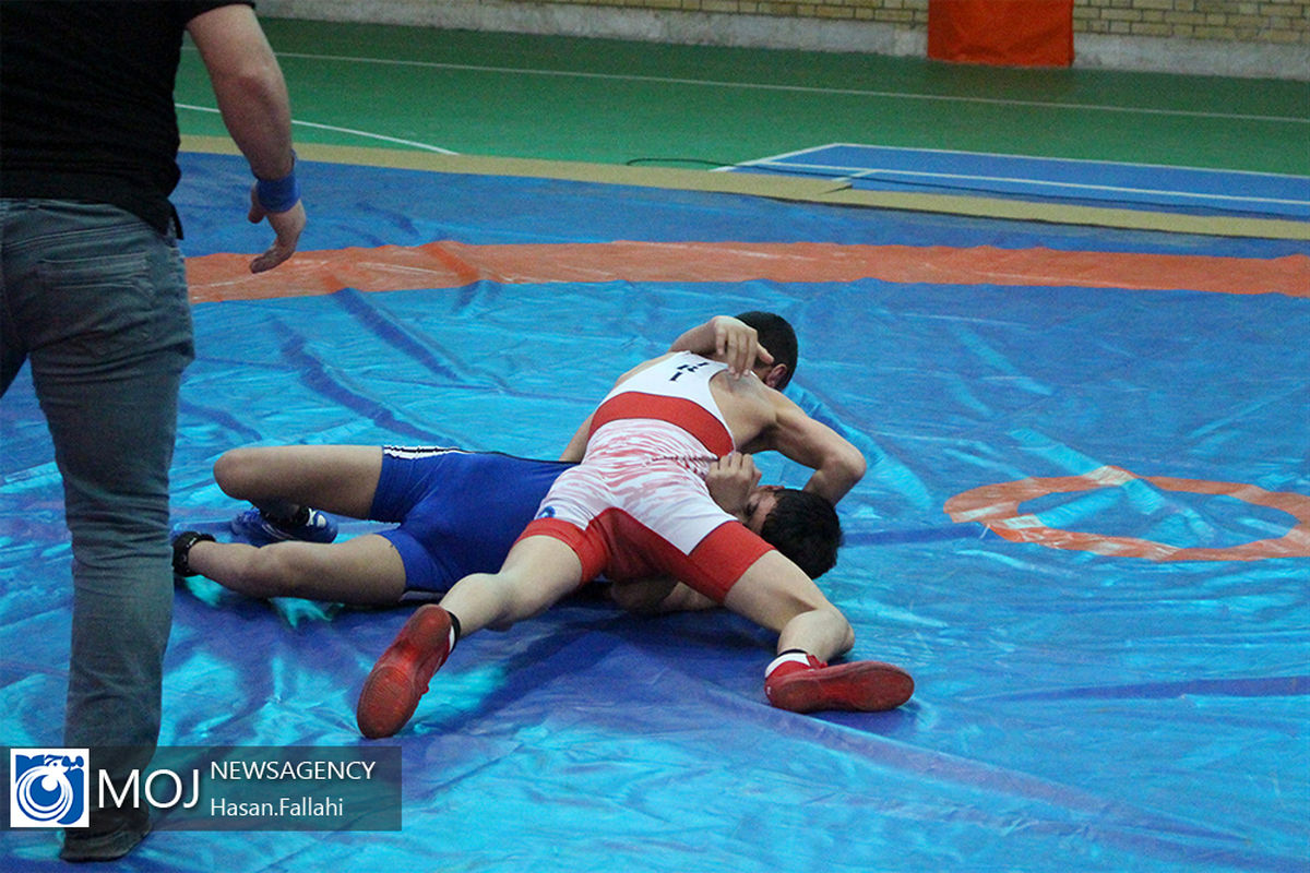 مسابقات کشتی آموزشگاه های استان اردبیل