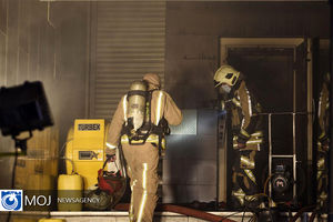 آتش سوزی در یک‌ساختمان ۳ طبقه در خیابان جمهوری