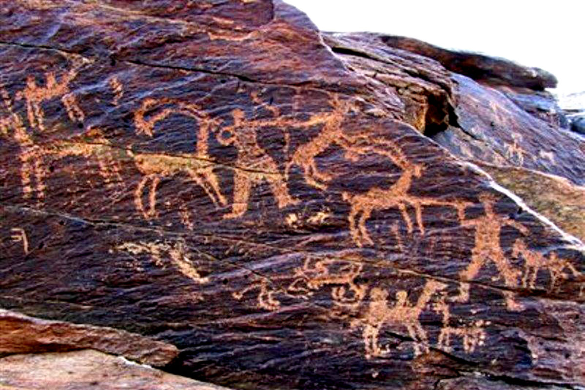 سنگ‌نگاره‌ باستانی مشهد