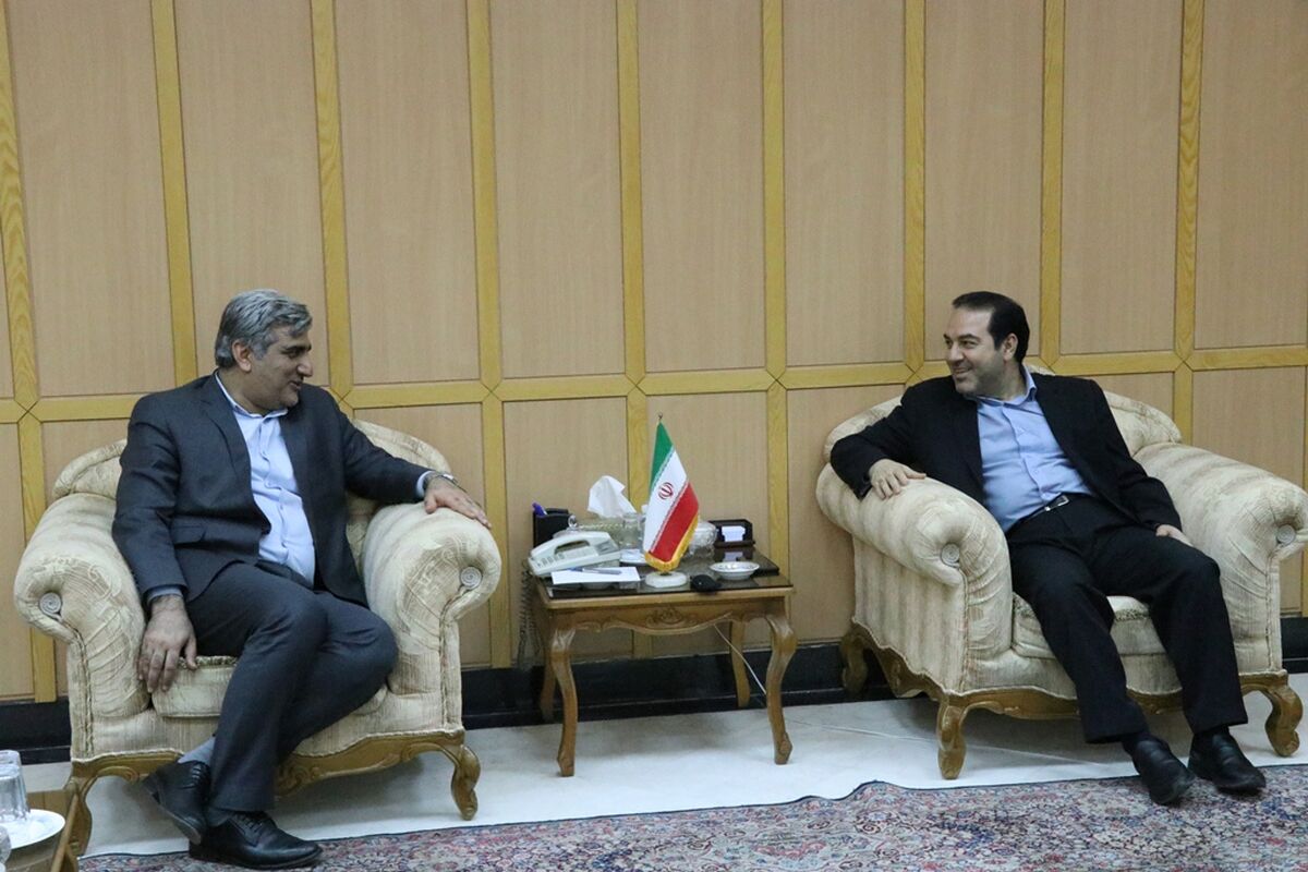 استاندار گیلان در دیدار با معاون وزیر بهداشت، درمان و آموزش پزشکی