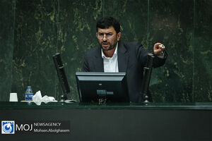نمایندگان مجلس به مدرس خیابانی رای اعتماد ندادند