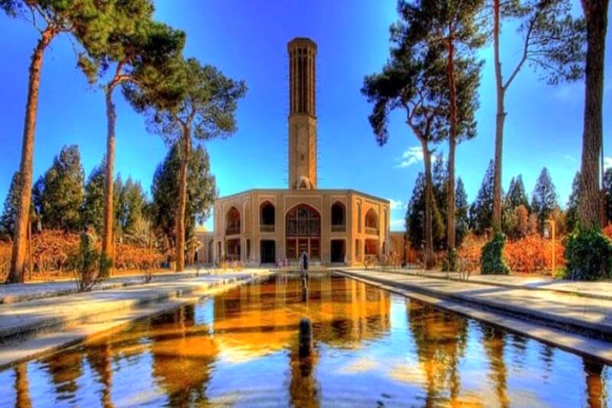 باغ دولت آباد یزد