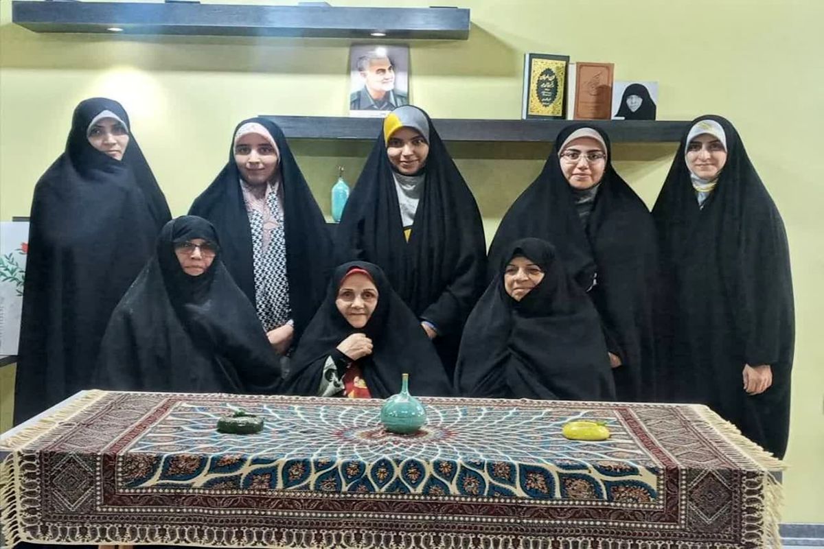 کتابخانه بانو امین