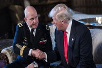 پنتاگون در نشست امنیتی کاخ سفید با اقدام نظامی آمریکا علیه سوریه مخالفت کرد