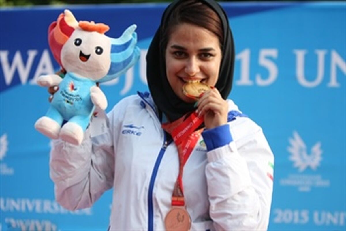 نجمه خدمتی پرچم‌دار ایران