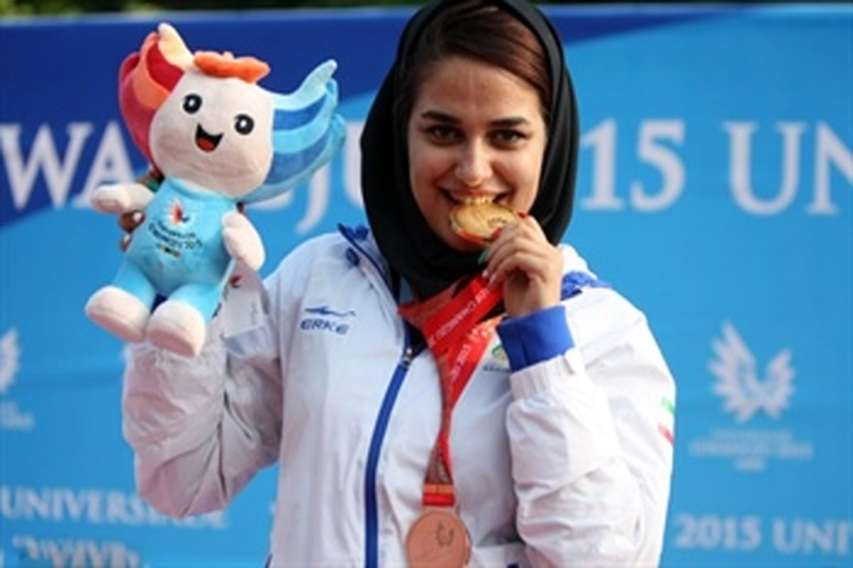 نجمه خدمتی پرچم‌دار ایران