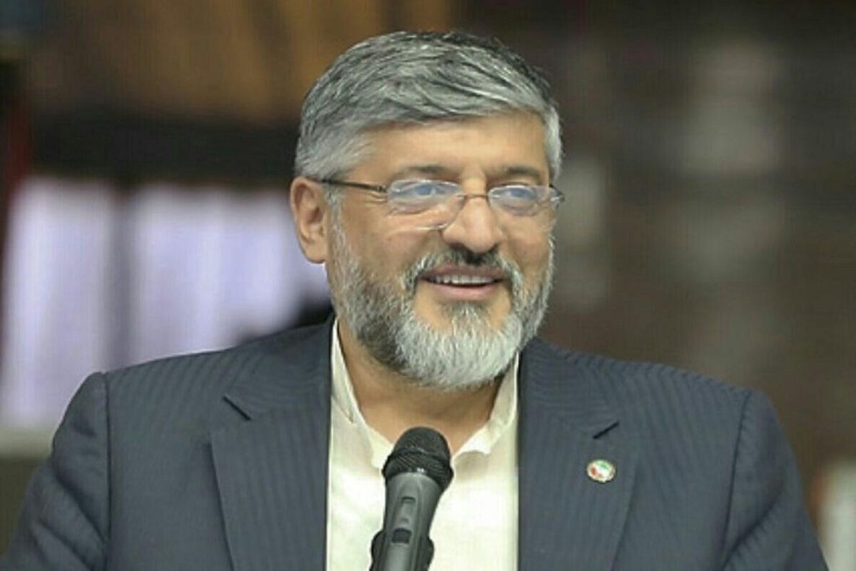 پولاد گر