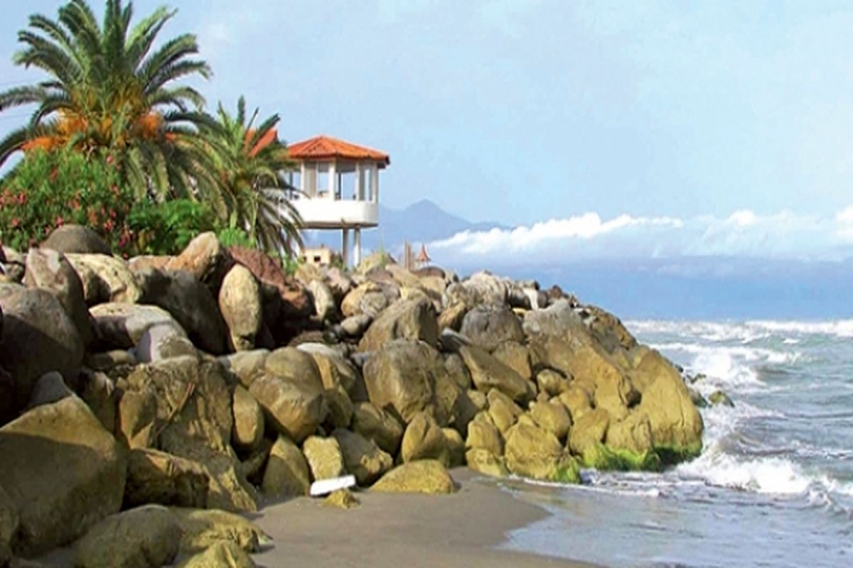 سواحل جزایر ناز