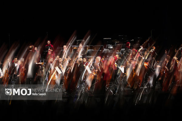 سفر موسیقیایی به «اکتبر ۱۹۰۴» با ارکستر سمفونیک تهران