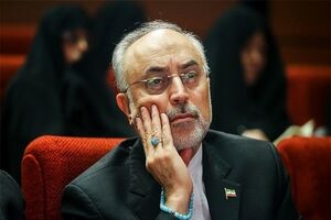 ریچارد استون سردبیر نشریه ساینس با صالحی و کمالوندی گفت و گو کرد