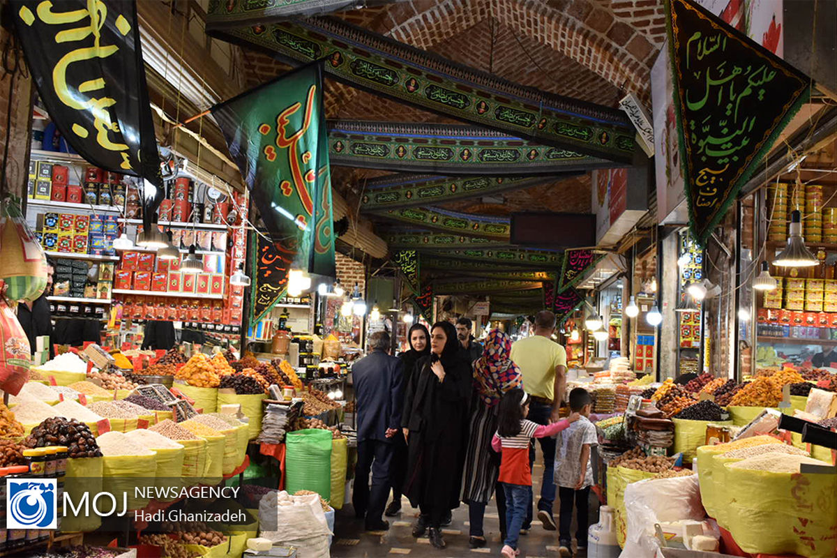 عزاداری شب ششم ماه محرم در بازار اردبیل