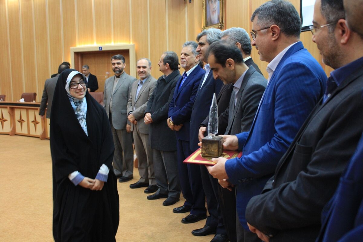 تقدیر از پژوهشگران برتر گیلان1